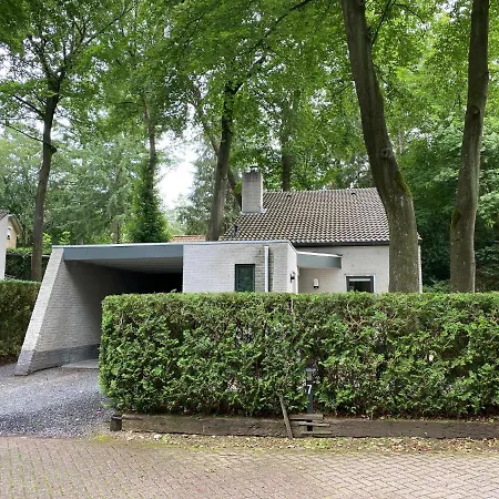 Holiday home Huize Nuwenspete